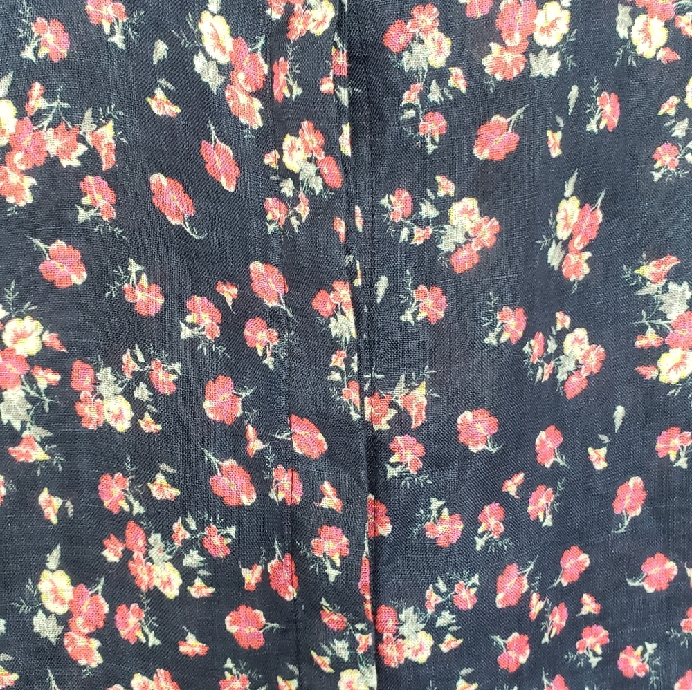 Longsleeve floral linen blouse - Picture 8 of 10